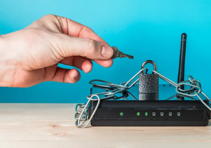 I nový a drahý Wi-Fi router může hackerům otevřít dveře do sítě
