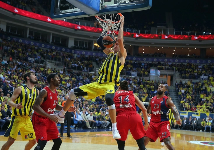 Pokračuje basketbalová Euroliga: Fenerbahce s Veselým jde na řecký Olympiakos