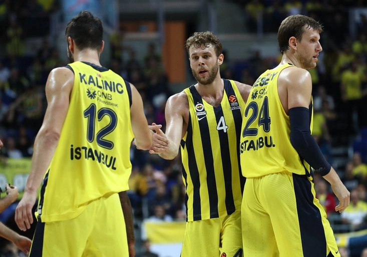 Dovede Veselý Fenerbahce k další výhře? Euroliga láká i na bitvu španělských rivalů