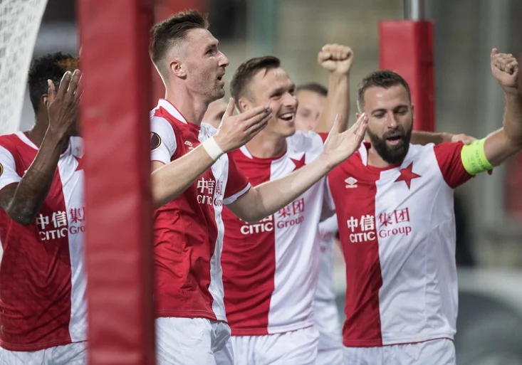 Boj o Vršovice! Využije Bohemka náročného programu Slavie?