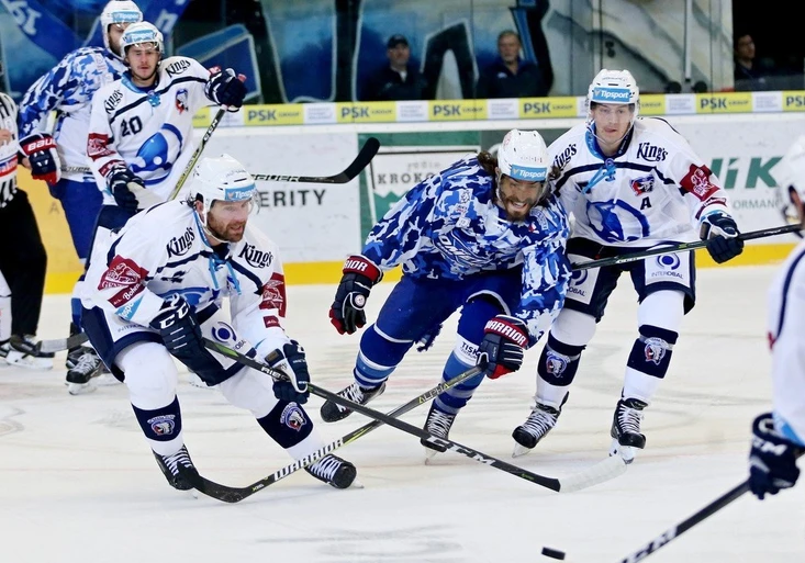 Hokejová extraliga pokračuje: Sparta jede do Plzně napravit nezdar s Vítkovicemi