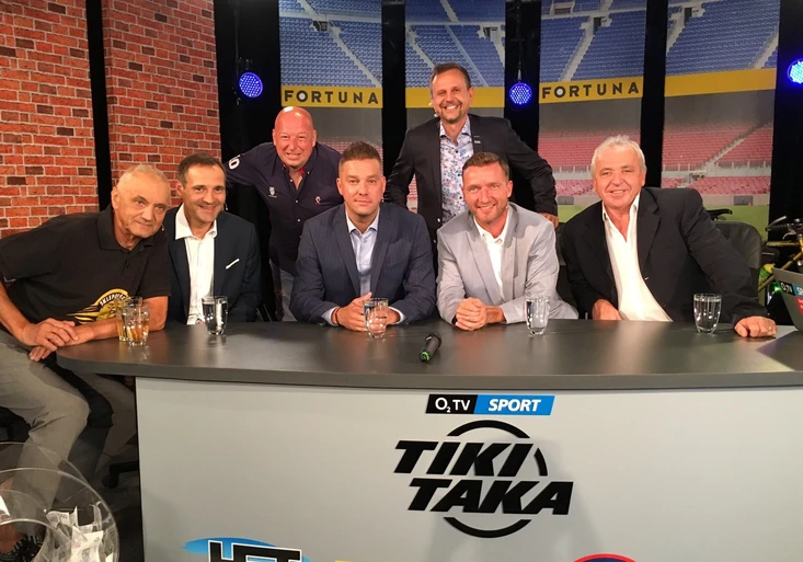 Ladislav Vízek perlil v TIKI-TAKA: Dnes se řeší výška trávníku, my byli rádi za hřiště bez drnů