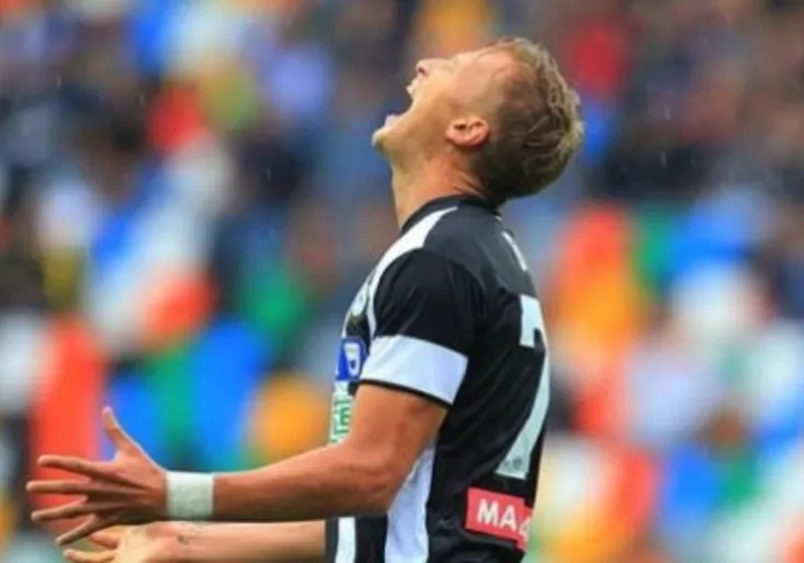 Barákovo Udinese v létě válí. Obstojí i při setkání s mistrem Premier League z roku 2016?