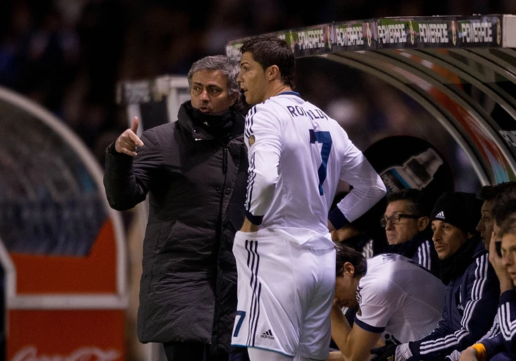 Mourinho dává jednáním o Ronaldovi zelenou! Co si o spekulacích myslí Zidane?