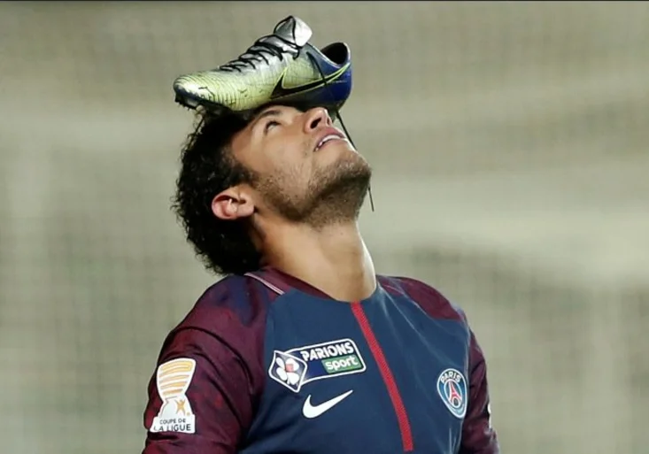Co to mělo znamenat? Neymar šokoval svět TOUTO bláznivou oslavou!