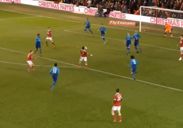 Arsenal končí v oblíbeném FA Cupu! Američan z Nottinghamu předvedl TUTO nádheru