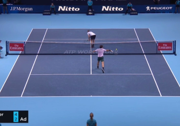 Jak rozhodit Pana dokonalého? FEDERER předvedl nevídanou chybu!