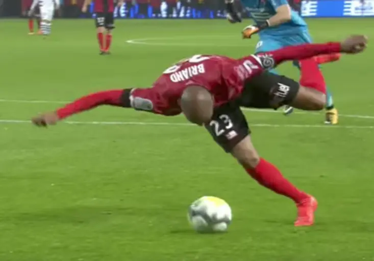 Komická minela ve Francii! Jak skončil souboj s Koubkem a zemskou přitažlivostí?