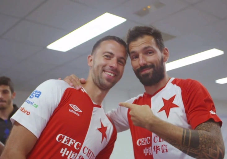 Na Slavii si posvítila FIFA! Jak nadšeně se o ní v magazínu vyjádřil hvězdný Danny?