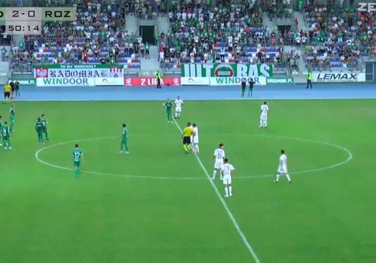 Poláci dali nejsměšnější gól nové sezóny, pak ale ukázali obdivuhodné fair play!