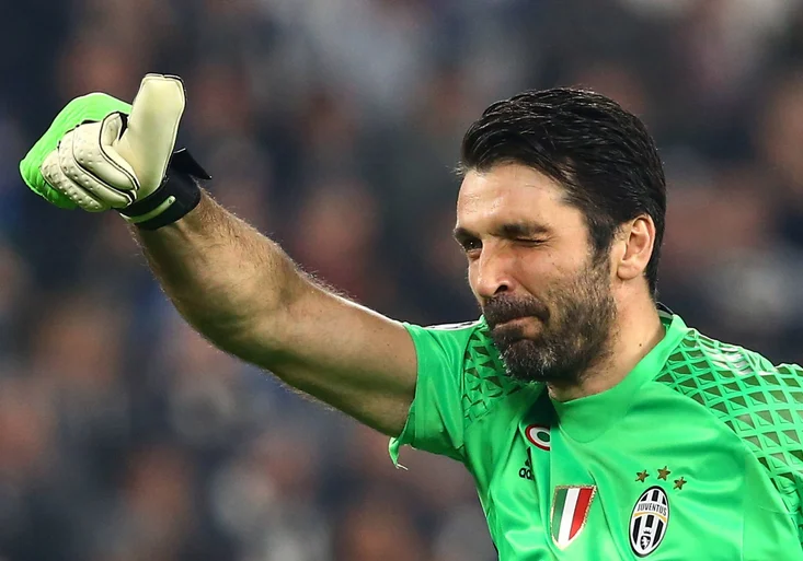 Legenda Buffon: Proč jen 222 milionů za Neymara? Zaplaťte rovnou 600!