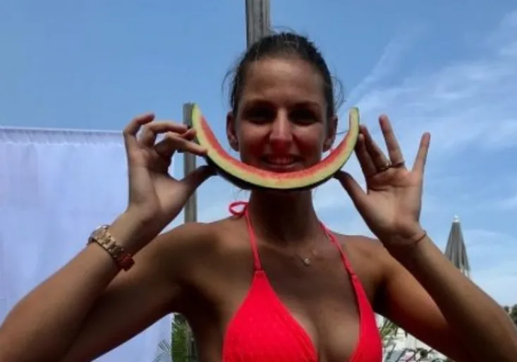 Plíšková v bikinách rozzářila Monte Carlo! U bazénu okouzlila nejen melounovým úsměvem