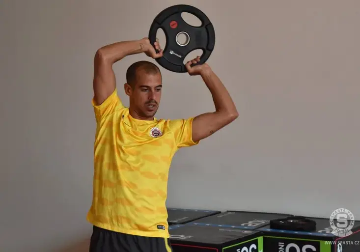 Sparta dostala od Dynama čtyři góly. Proč nehrál Ben Chaim?