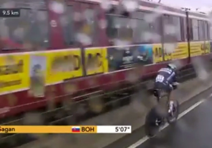 Vrchol Tour de France hned první den? Sagan porazil v Düsseldorfu i MHD!