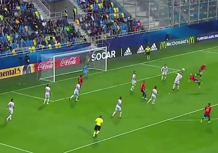 Španělský start na Euru U21? Fantastické nůžky Saúla a geniální oblouček Asensia!