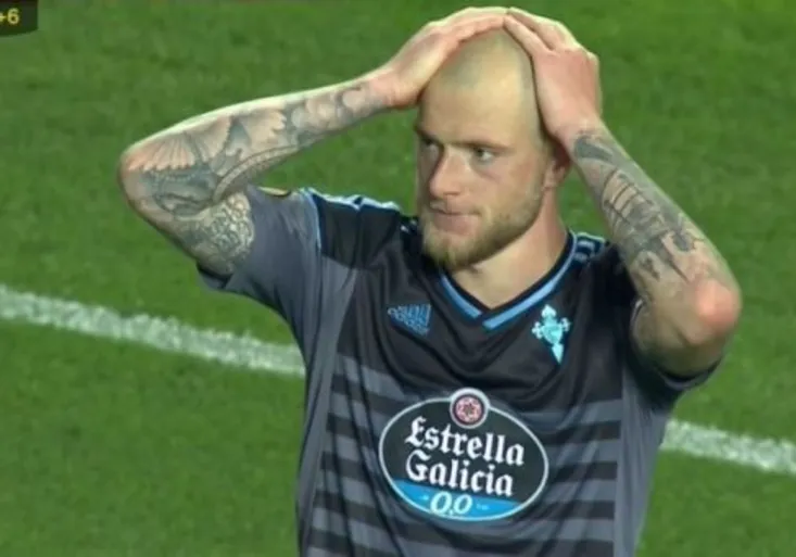 Guidetti provokoval fanoušky United. Nedal ale tutovku a byl pro smích!