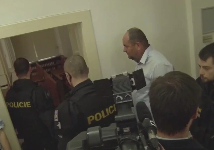 Pelta za mřížemi! Soud poslal předsedu FAČR do vazby! Nahradí ho Berbr, nebo se budou volby odkládat?