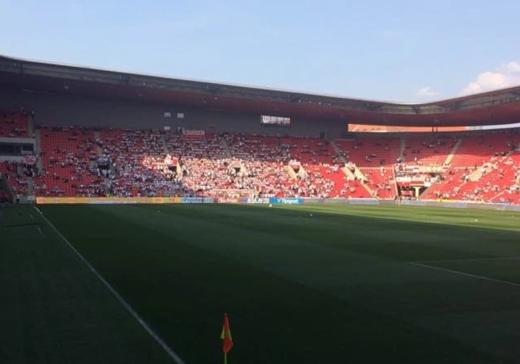 SESTAVY na derby: Slavia bez překvapení. Sparta sází na Lafatu i Konatého!