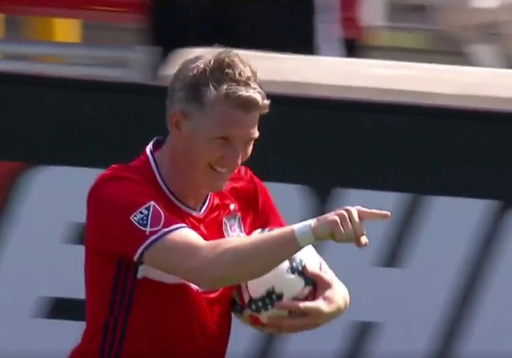 Basti dobývá Ameriku! Jak Schweinsteiger skóroval při svém debutu za Chicago?