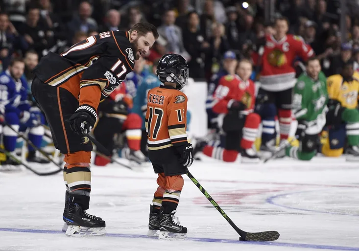 Viděli jste nejlepší nájezd z All-Star game NHL? Na svědomí ho měl 6letý kluk!
