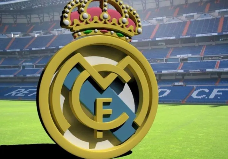 Real Madrid ustupuje islámským tradicím. Na reklamních předmětech upraví své logo