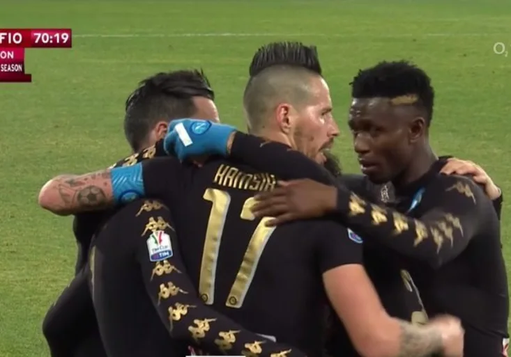 Coppa Italia: Neapoli zajistil semifinále Callejón. Ve středu svedou bitvu Juventus a AC Milán