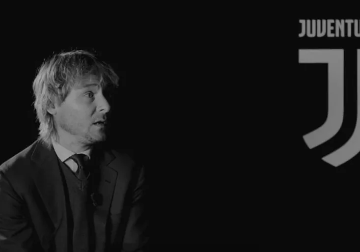 Pavel Nedvěd a Gianluigi Buffon vysvětlují nové logo. Získají si naštvané fanoušky Juventusu?