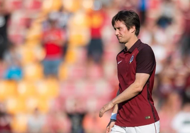 Kdy začne Rosický? Sparta začala přípravu bez něj, ale s rebelem Konatém! Kdo ho vítal v kabině?