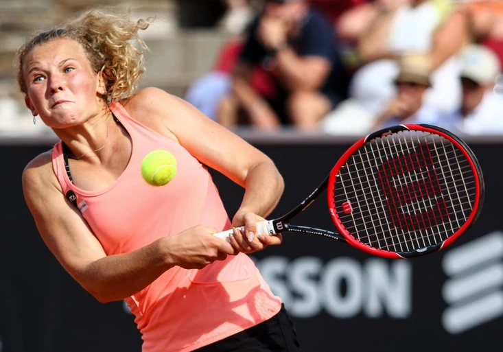 Fantastická Siniaková! Jak v Číně šokovala světovou čtyřku Halepovou? Na O2 TV Tenis uvidíte 4 Češky!