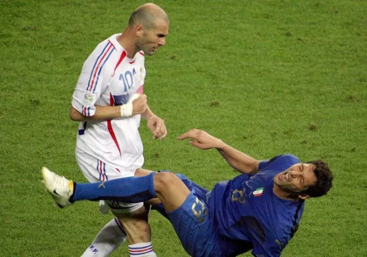 Provokatér Materazzi – ani po 10 letech si nedá pokoj! Jak zlobí Zidana?