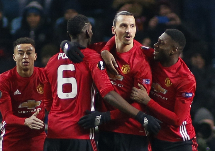 Co uniklo kamerám. ZLATAN Ibrahimovič se na Ukrajině blýskl brilantním gestem!
