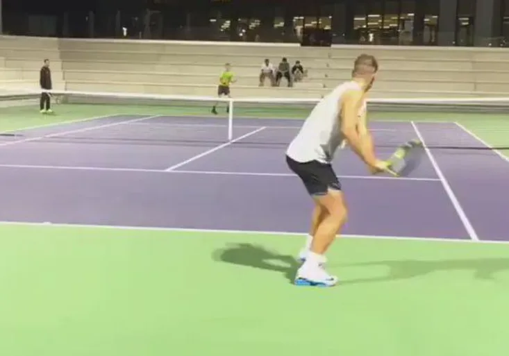 Nadal si dal transplantovat vlasy, má to ale háček. Budete překvapení, jak teď Rafa vypadá!