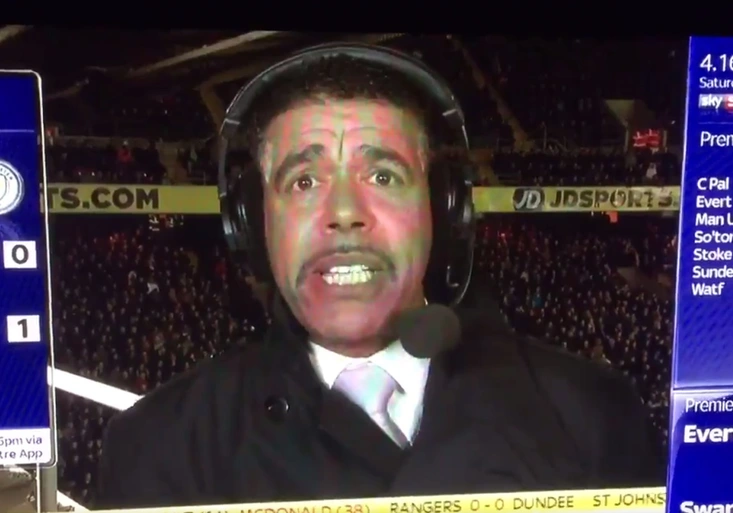 Komentátor-popleta opět uděřil! Jak Chris Kamara famózně zkomolil jméno obránce Man City?
