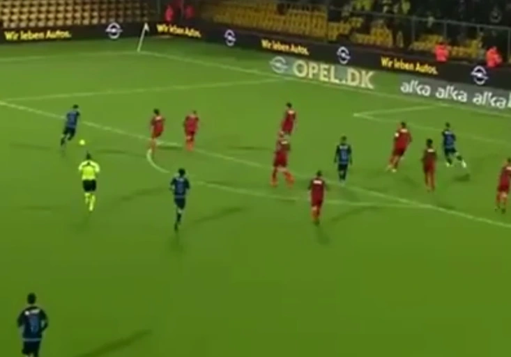 První gól v novém dresu? Kliment parádní trefou zachránil Bröndby od porážky