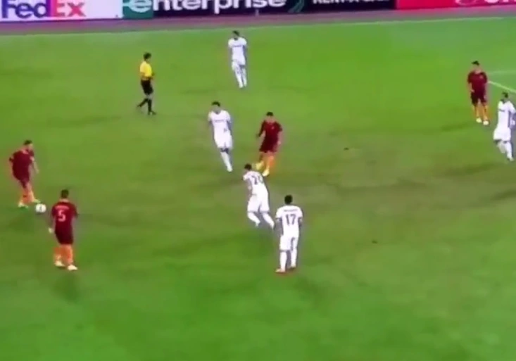 VIDEO: Fotbalová magie! Čtyřicetiletý Francesco TOTTI a jeho čtyři úžasné momenty