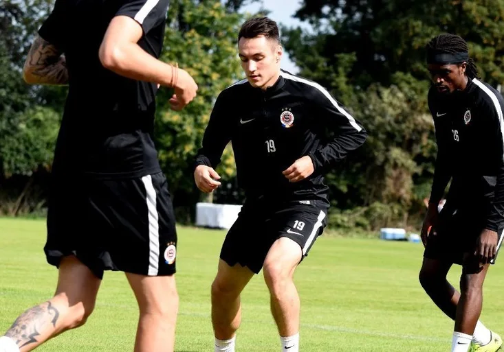 Sparta hlásí posilu! Bude hrát Karavajev už v Dánsku? A kdo mu pomáhá s adaptací?