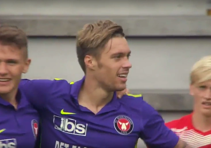 Kadlec řádí v Dánsku. Jeden gól mu daroval brankář! Jak parádně dal druhý?