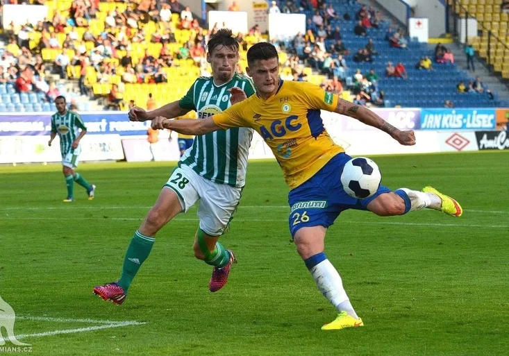 Liga začala: Teplice vyhrály na Dukle! Souboj nových koučů pro Šmejkala
