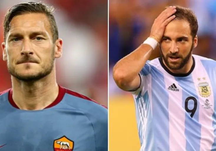 Symbol klubové věrnosti Totti se opřel do Higuaína. Proč je jeho přestup do Juventusu katastrofa?