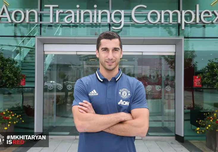 Fanoušci United se učí jméno Mkhitaryan. Na jaké tanečky arménské hvězdy se mohou těšit?