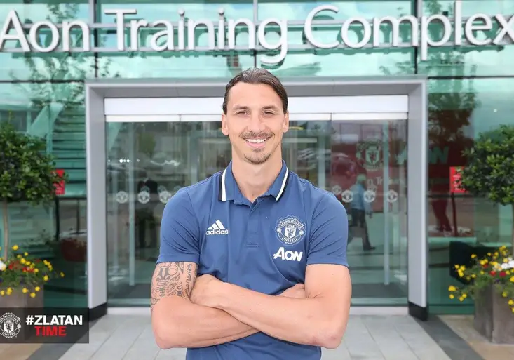 Zlatan je prostě král! Jak triumfálně dorazil na stadion Manchesteru United?