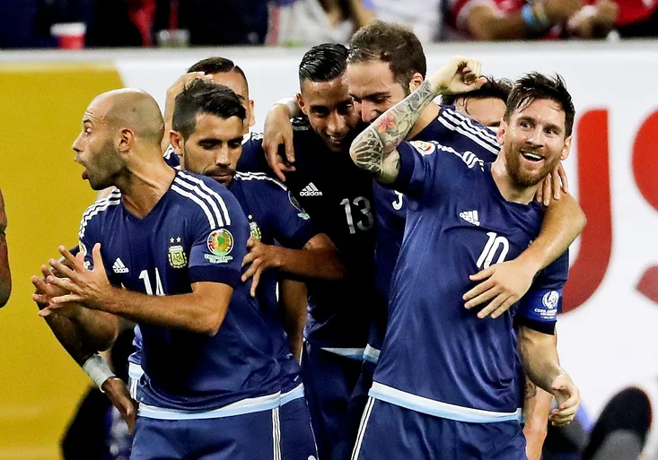 Luxusní gól MESSIHO nastartoval válec. Argentina přejela i USA a je ve finále!