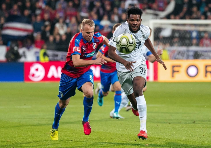 Třetí kolo nadstavby: Sparta míří do Plzně, pomůže rivalům z Edenu k zisku titulu?
