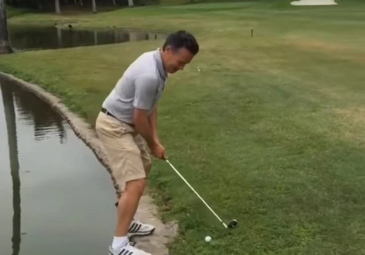 VIDEO: Žbluňk! Golfové video držitele Stanley Cupu vás rozesměje!