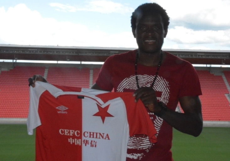 Slavia má první posily! Ze zahraničí i z domácí ligy. Kdo jí má pomoci vyhrát titul?