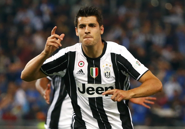 Zlatá ruka přihrála pohár Juventusu. Slavil Nedvěd i Sassuolo. Proč?