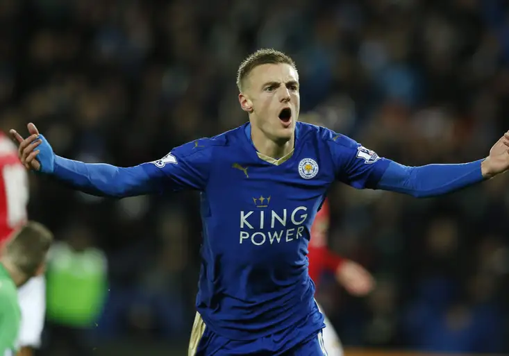 Izzet, Heskey, Vardy. Přehlídka TOP 10 gólů Leicesteru v Premier League stojí za to!