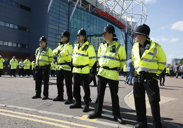 Dva osudy týmů z Manchesteru: Citizens zachránili Ligu mistrů, zápas United zhatila bezpečnostní hrozba!