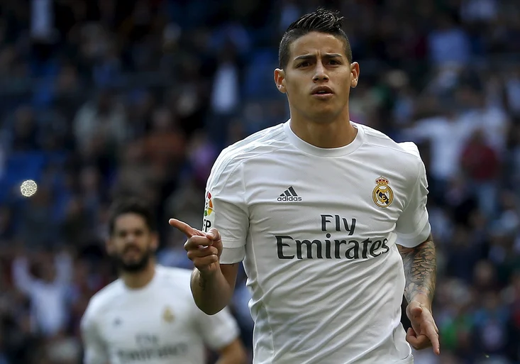 Nejhezčí gól víkendu: James z Realu, chytrák Kagawa, nebo ruský Brazilec?