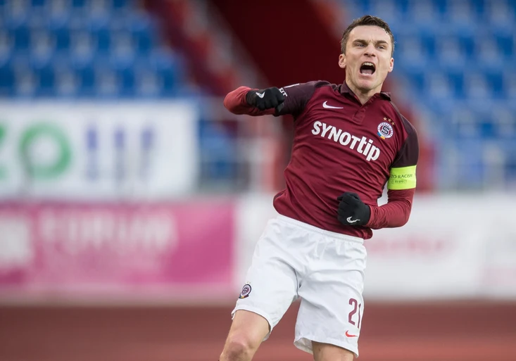 VIDEO: Po Bičíkově hrubce řídil obrat Lafata! Sparta tak stále živí naději na titul